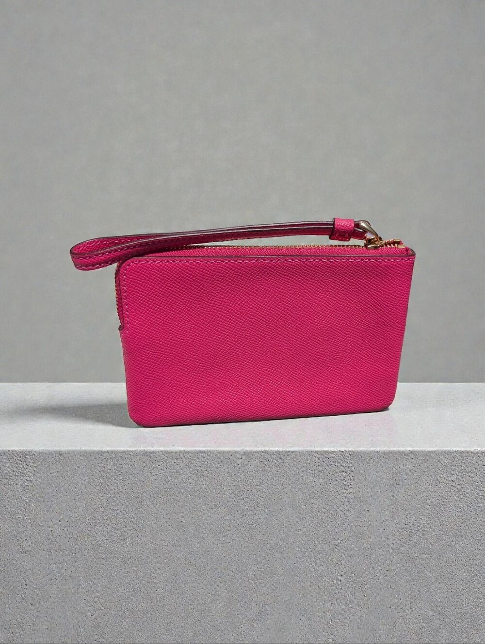 Coach Corner Zip Wristlet Wallet In Confetti Pink (NWT) - Picture 2 of 7